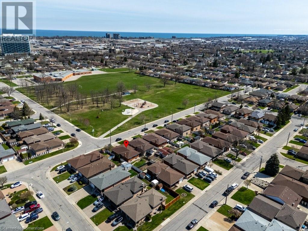 Property at 110 VITTORITO Avenue image 3