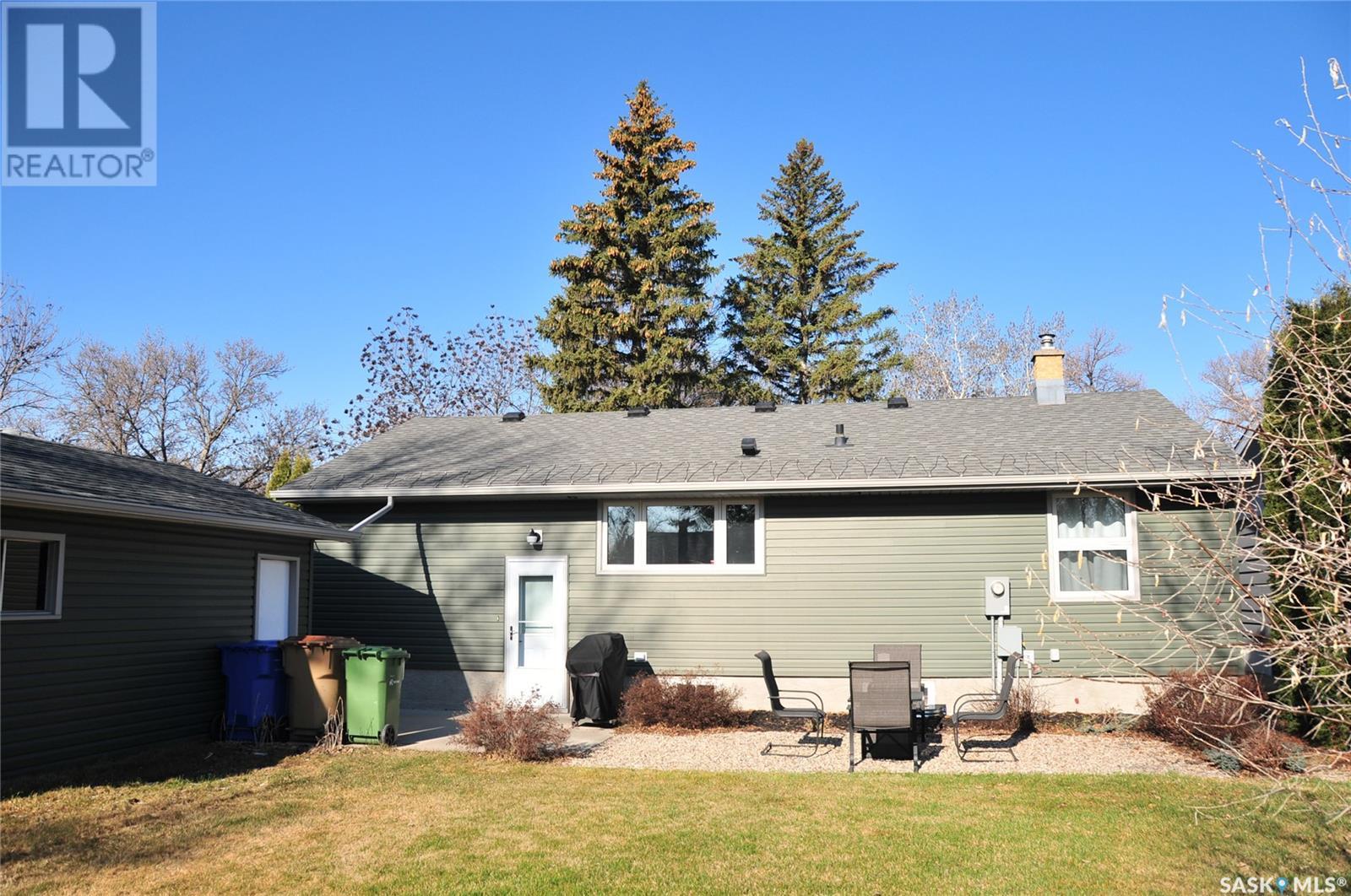 Property at 62 Haultain CRESCENT image 3