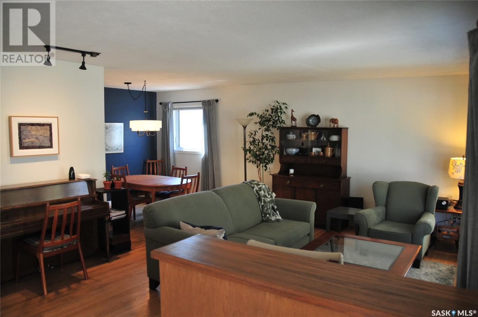 Property at 62 Haultain CRESCENT image 5