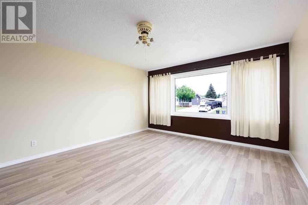 Property at 25 Fitzgerald Avenue image 3