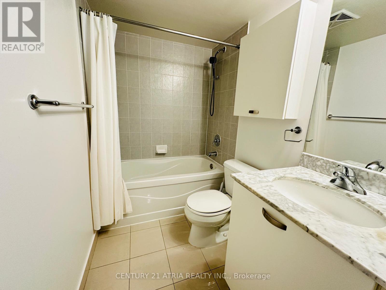710 - 37 Grosvenor Street, Toronto, Ontario  M4Y 3G5 - Photo 11 - C12106803