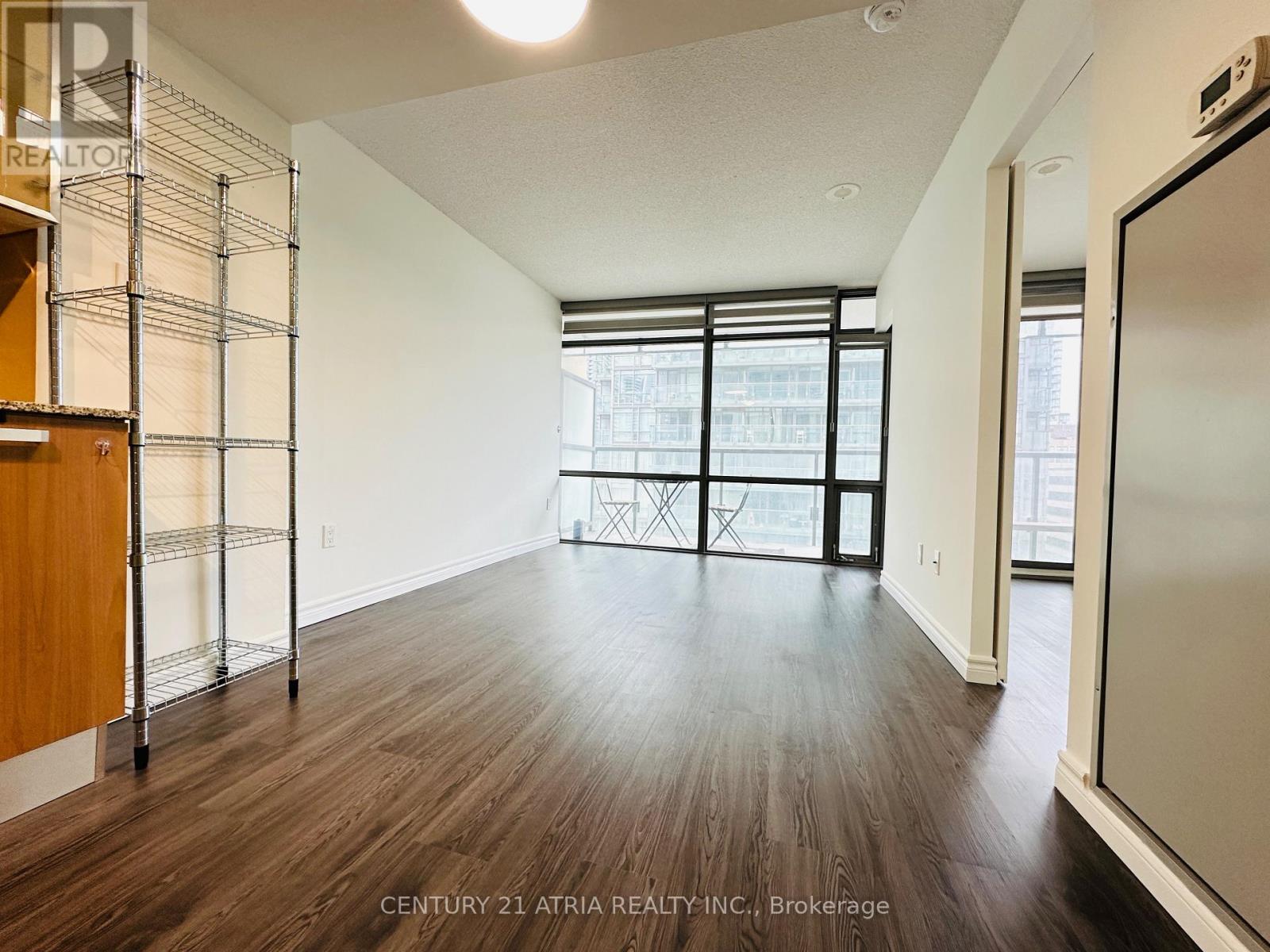 710 - 37 Grosvenor Street, Toronto, Ontario  M4Y 3G5 - Photo 7 - C12106803