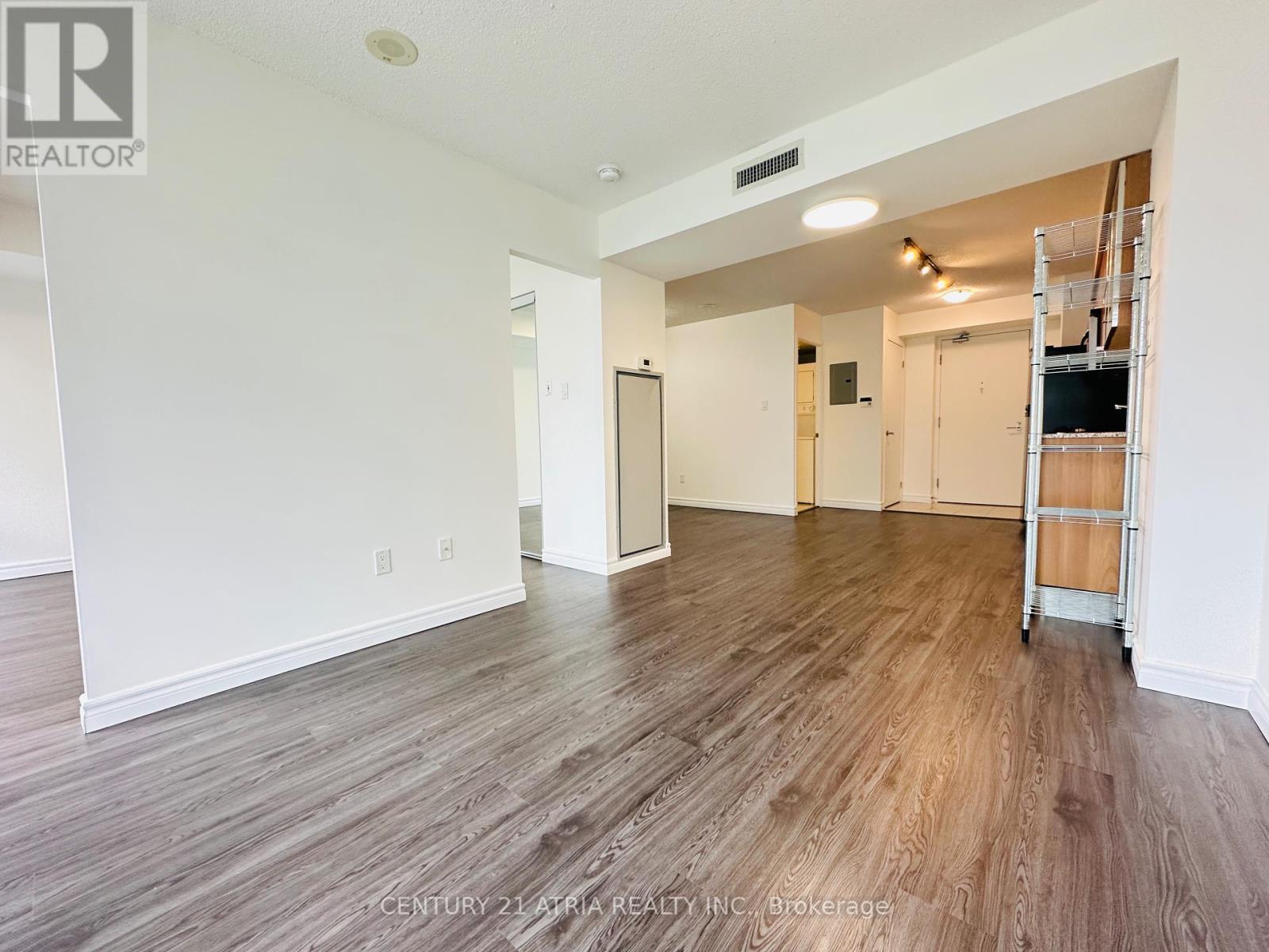710 - 37 Grosvenor Street, Toronto, Ontario  M4Y 3G5 - Photo 9 - C12106803