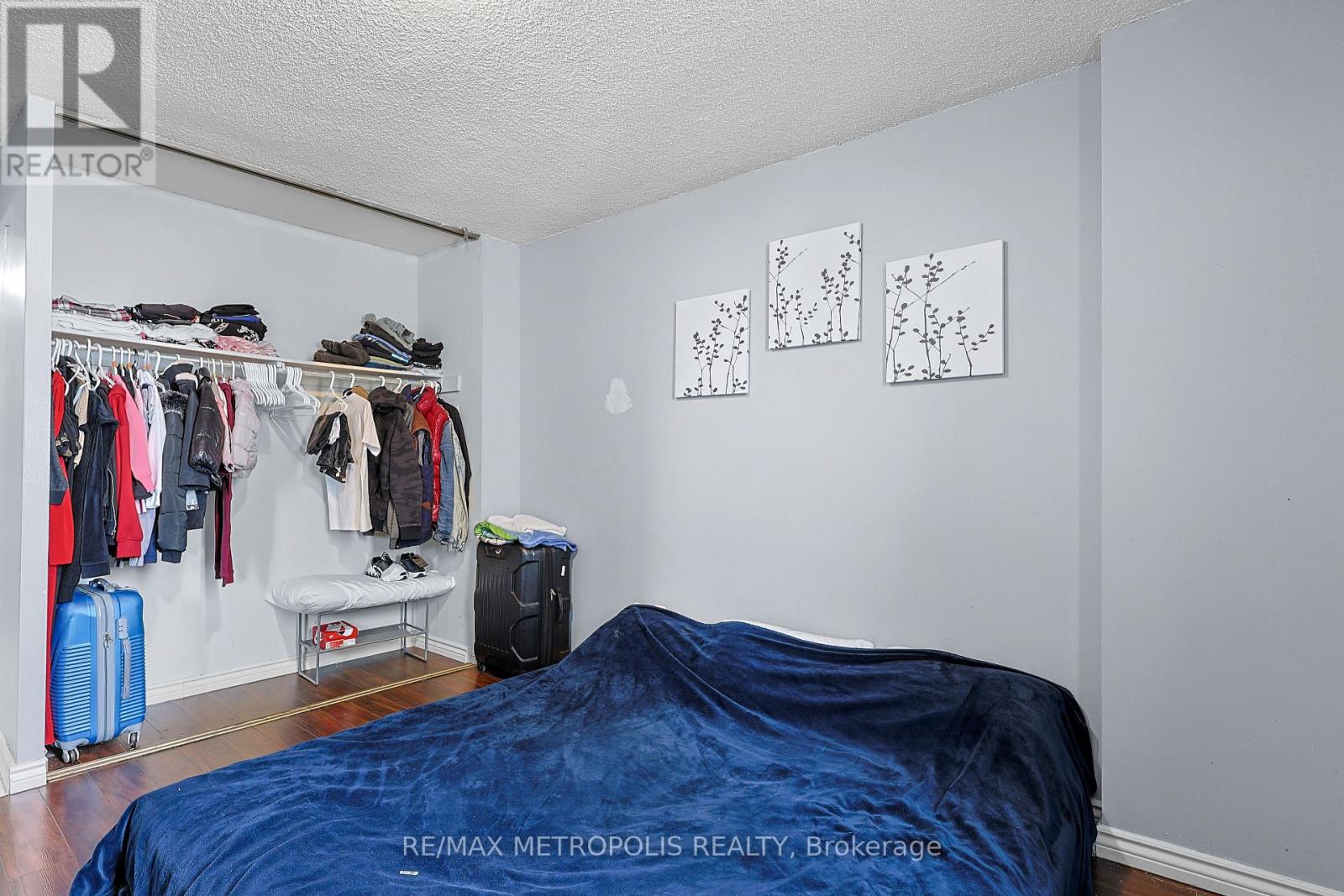 902 - 5 San Romano Way, Toronto, Ontario  M3N 2Y4 - Photo 17 - W12105532