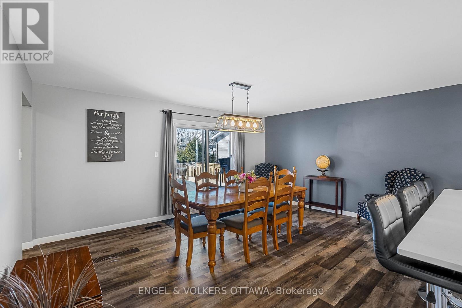 1427 Rosebella Avenue, Ottawa, Ontario  K1T 1E5 - Photo 18 - X12016253