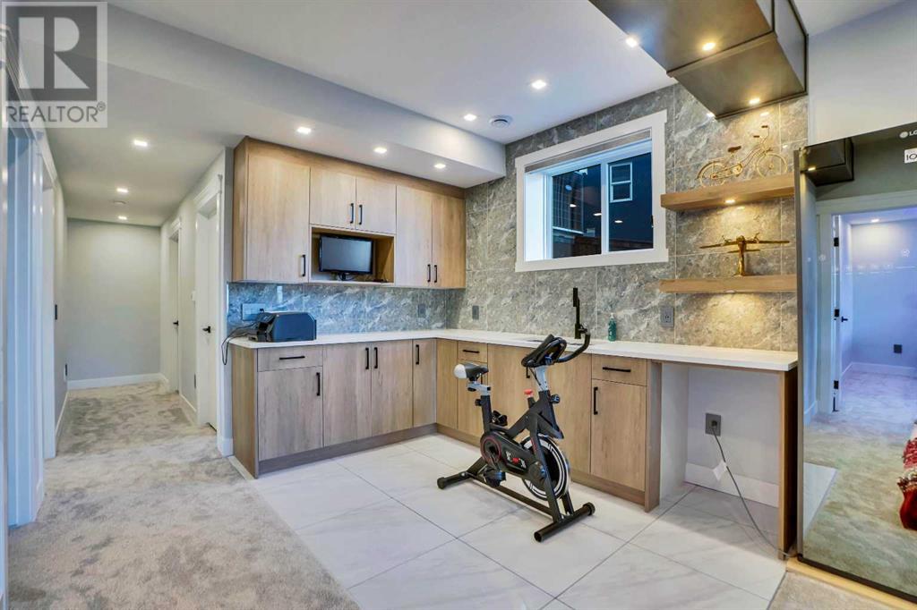 22 Chelsea Bay, Chestermere, Alberta  T1X 1Z3 - Photo 37 - A2206512