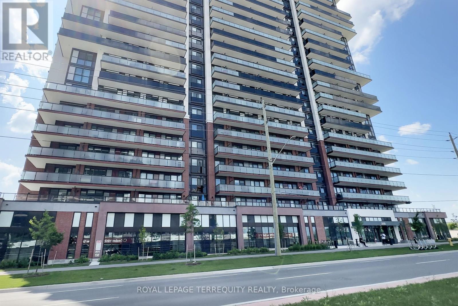 Property at 318 - 2550 SIMCOE STREET N image 3