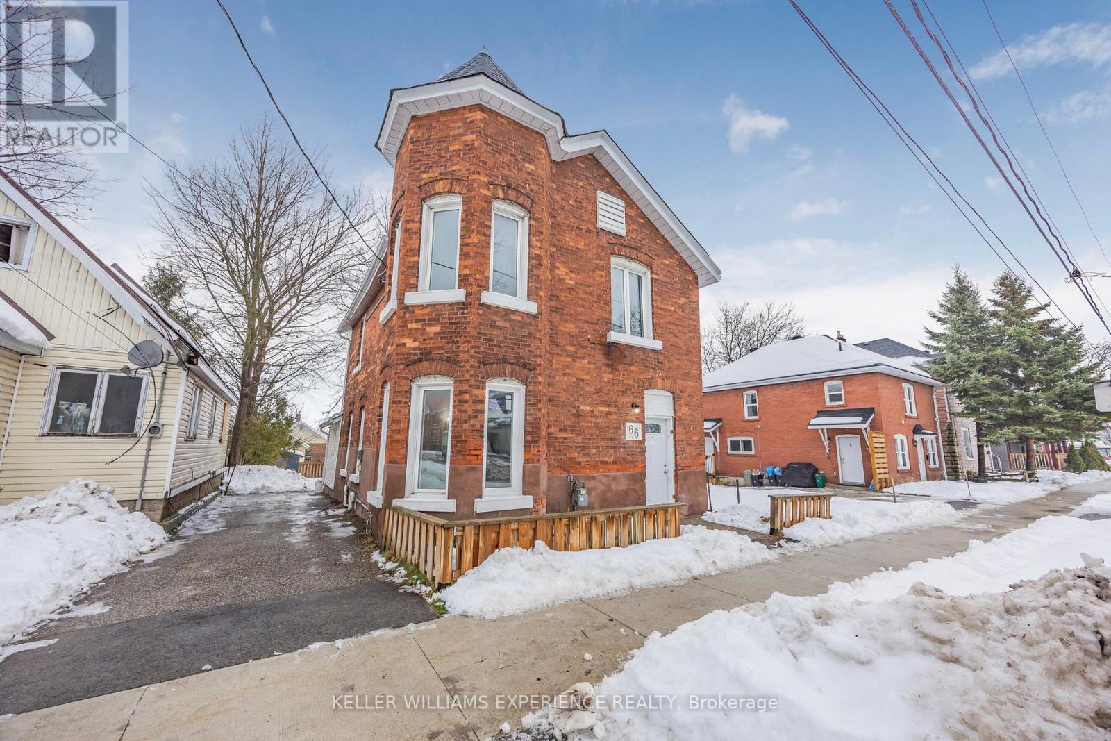 Property at 66 MATCHEDASH STREET S image 3