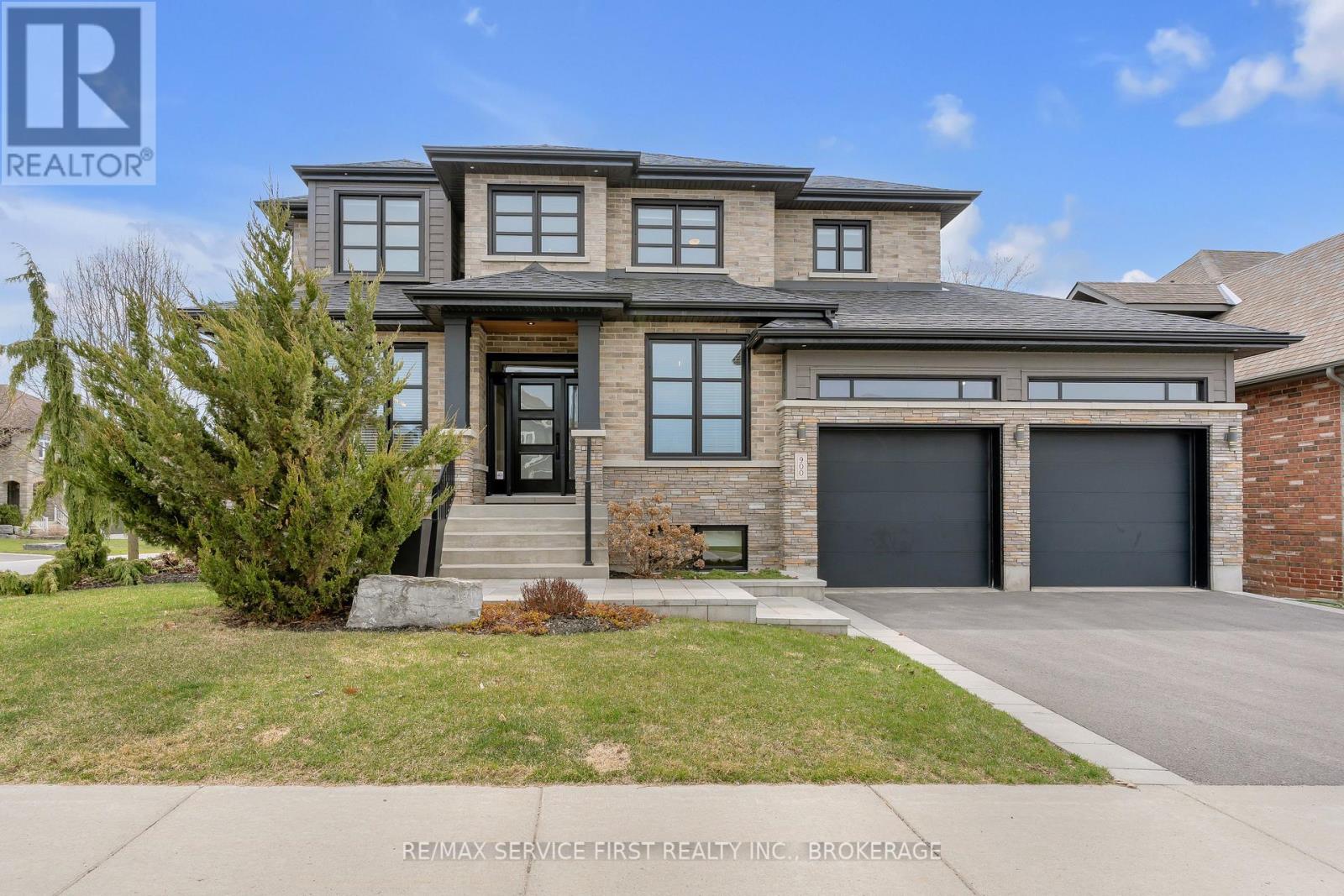 Property at 900 ROSHAN DRIVE image 2