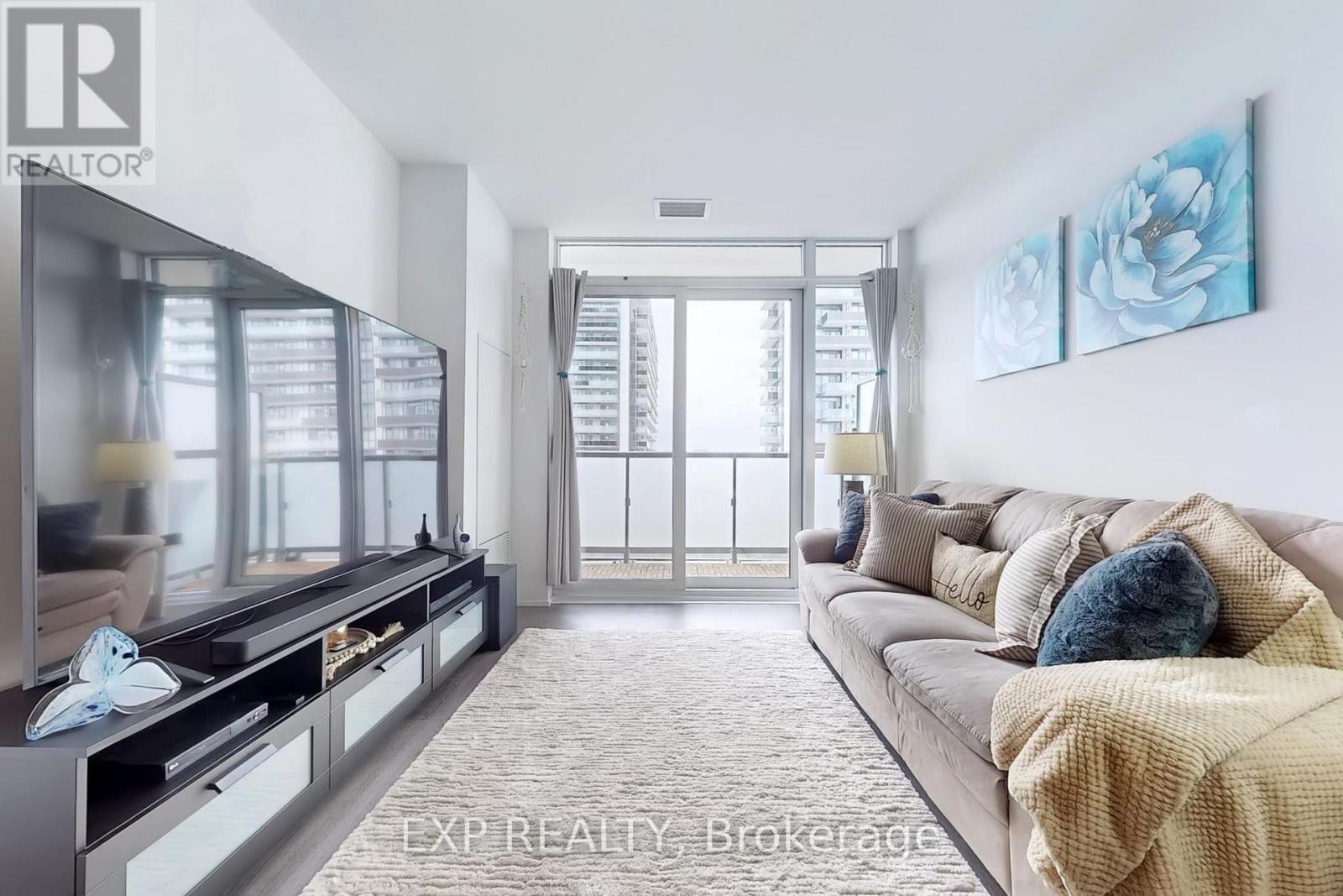 Property at 712 - 2550 SIMCOE STREET N image 1