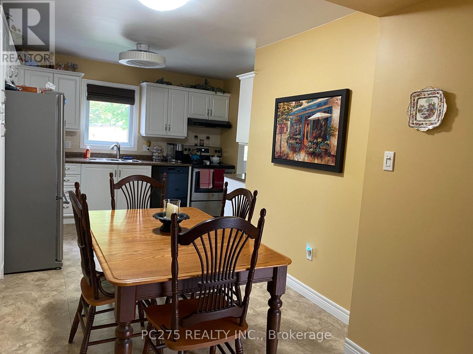 60 - 511 Admiral Drive, London East (East I), Ontario  N5V 4R4 - Photo 7 - X12104328