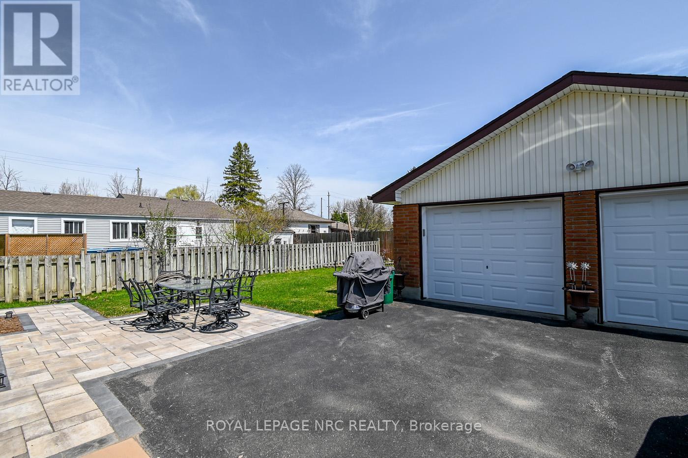15 Kilgour Avenue, Welland (Broadway), Ontario  L3C 2P8 - Photo 23 - X12106847