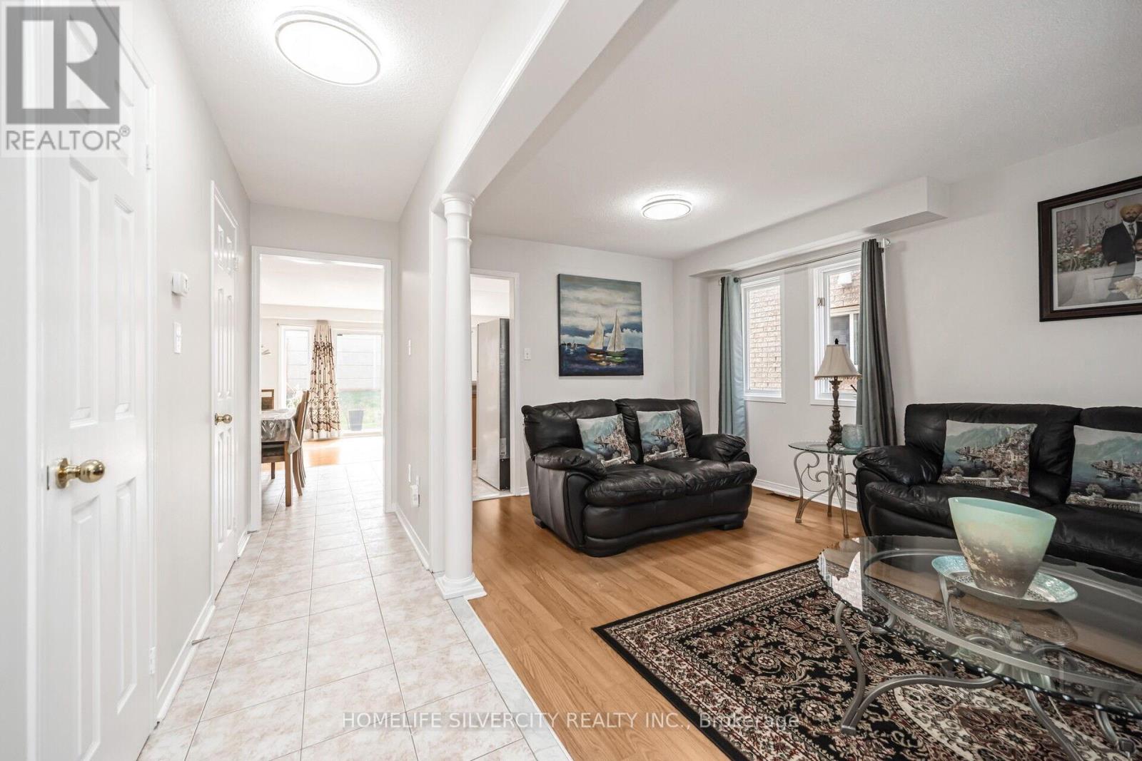 Property at 70 TUMBLEWEED TRAIL image 5