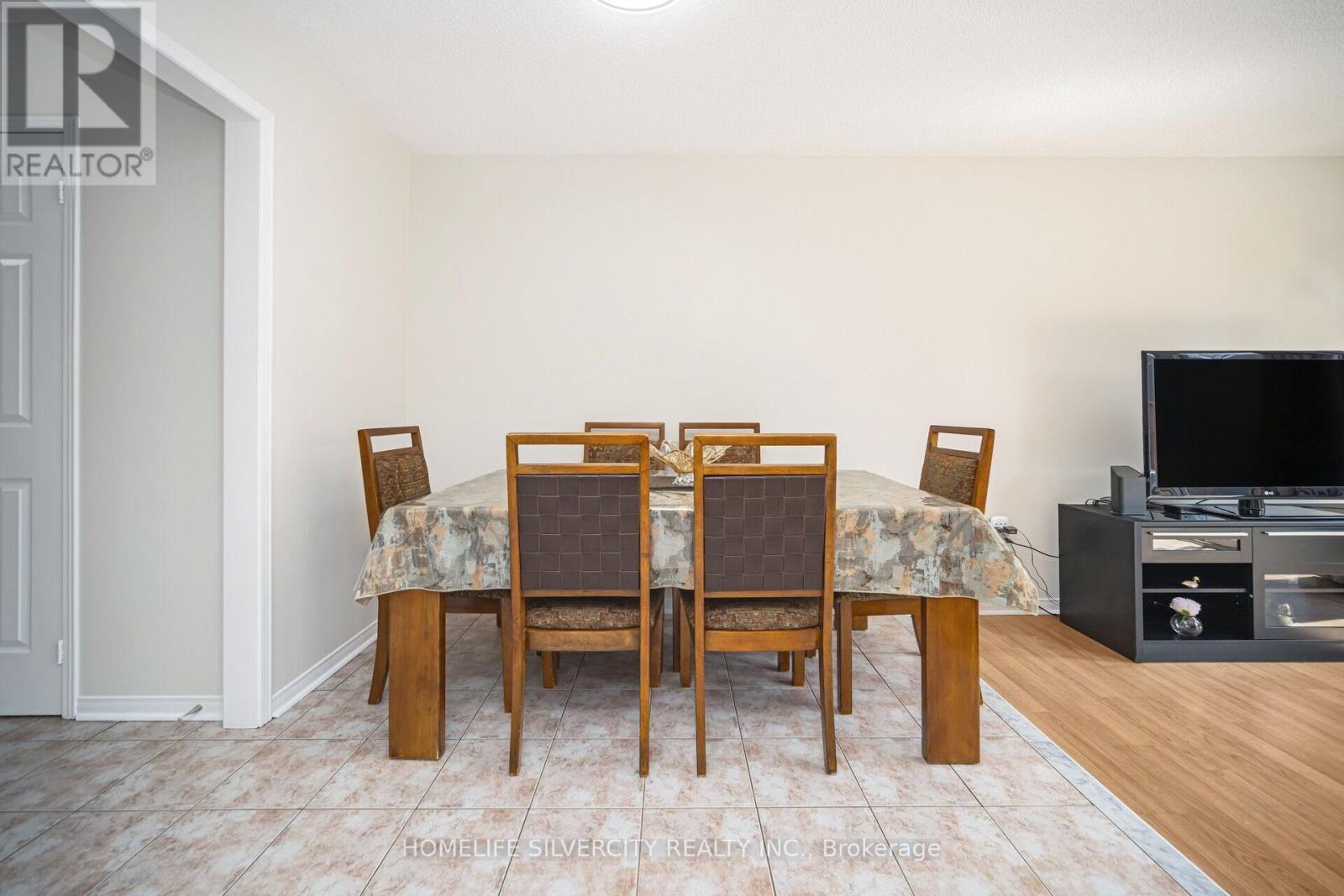 70 Tumbleweed Trail, Brampton, Ontario  L6Y 4Z9 - Photo 14 - W12106771