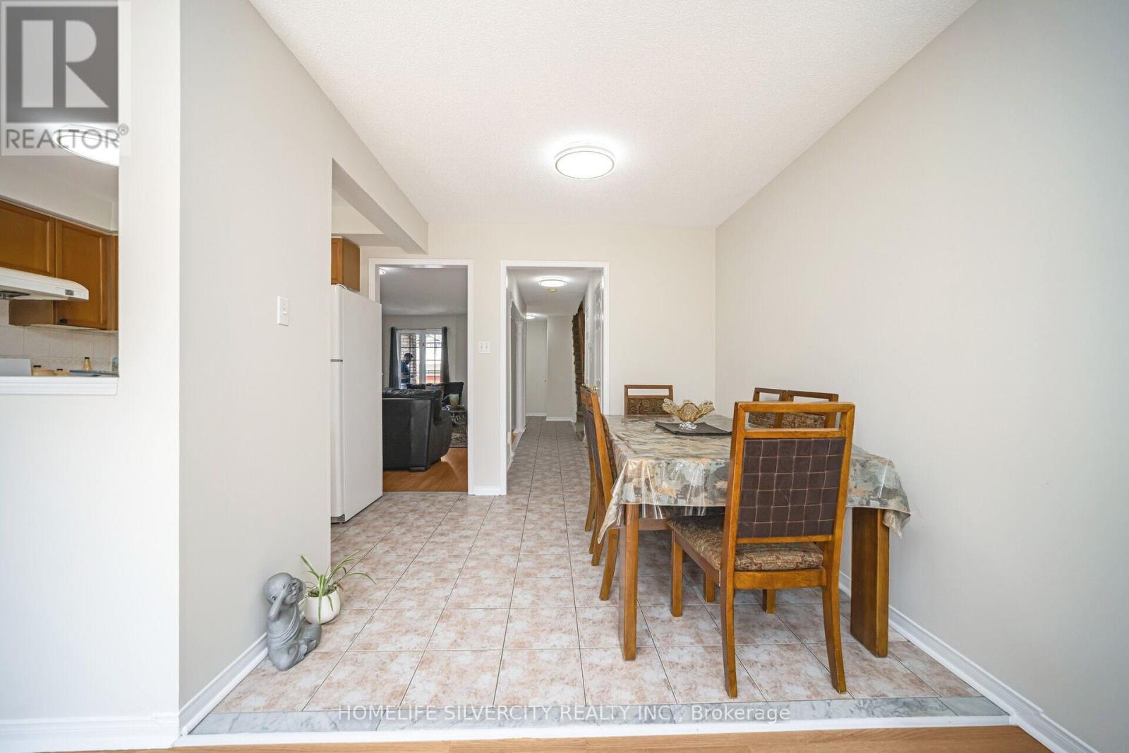 70 Tumbleweed Trail, Brampton, Ontario  L6Y 4Z9 - Photo 15 - W12106771