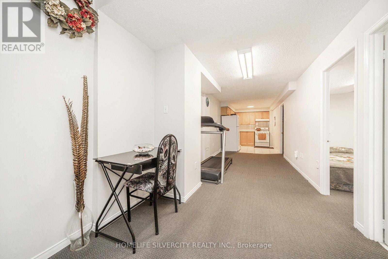 70 Tumbleweed Trail, Brampton, Ontario  L6Y 4Z9 - Photo 41 - W12106771