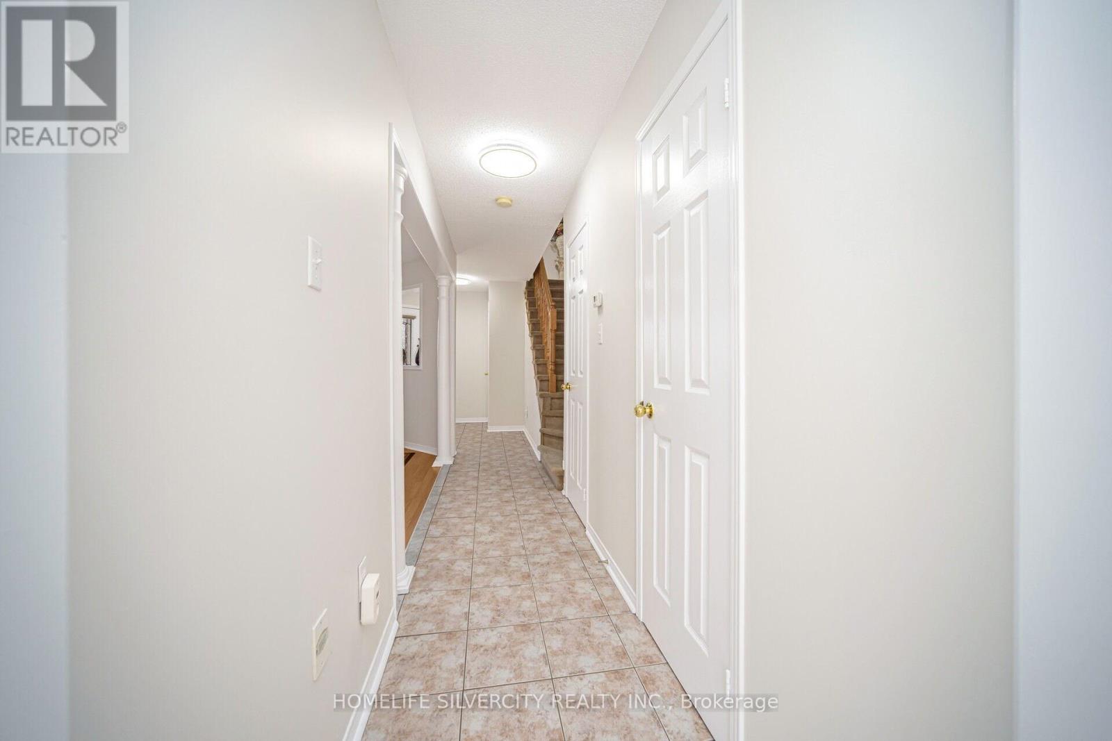 70 Tumbleweed Trail, Brampton, Ontario  L6Y 4Z9 - Photo 22 - W12106771