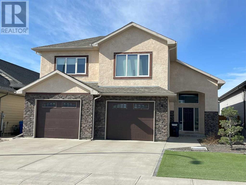 Property at 18 Riverine Lane W image 2