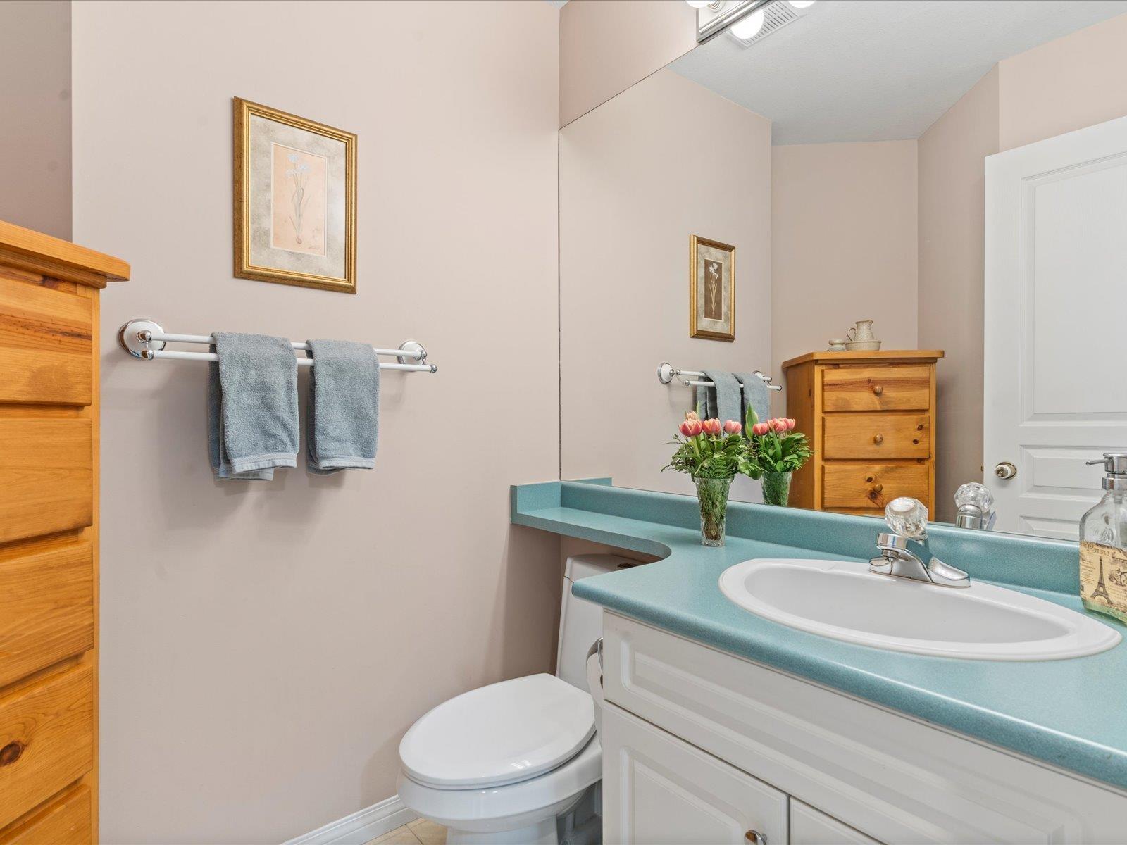 19071 63b Avenue, Surrey, British Columbia  V3S 8G5 - Photo 16 - R2986521