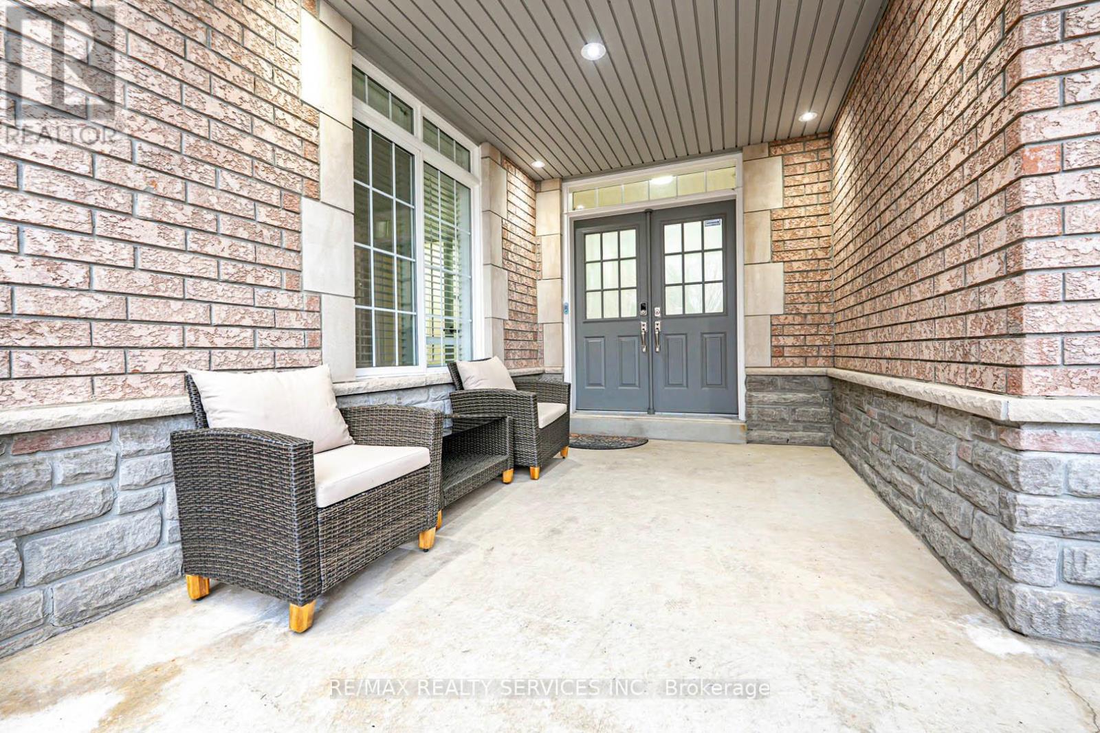 Property at 63 LINKS LANE image 3