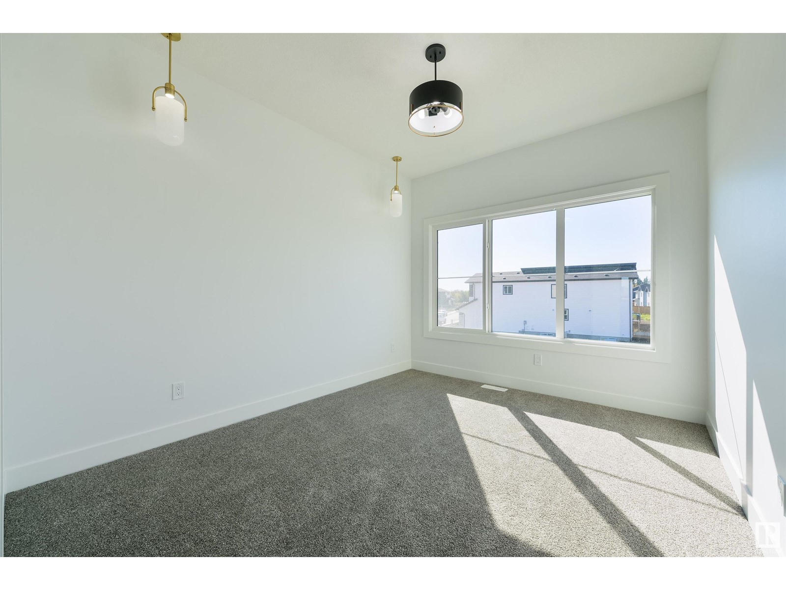 3509 44 Av, Beaumont, Alberta  T4X 2B8 - Photo 10 - E4433098