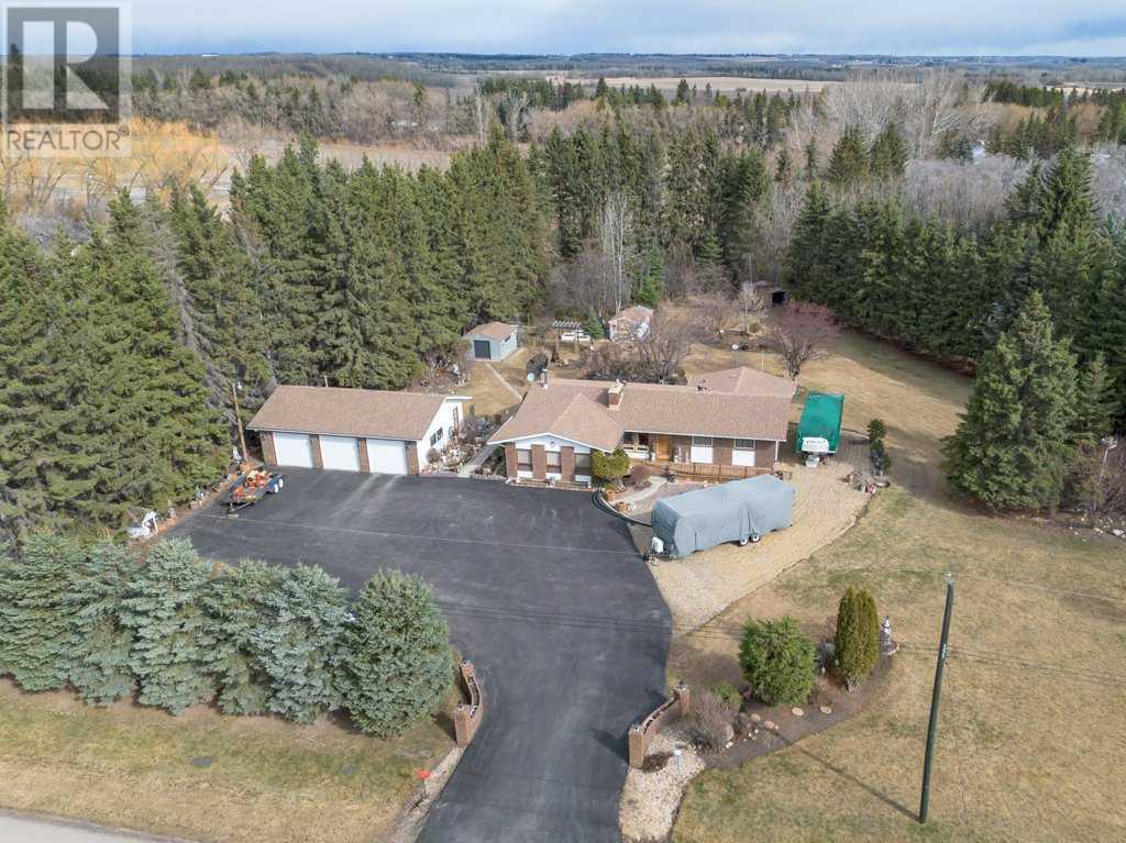 Property at 14-39026 RR 275 image 4