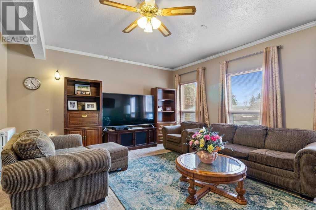 Property at 14-39026 RR 275 image 5