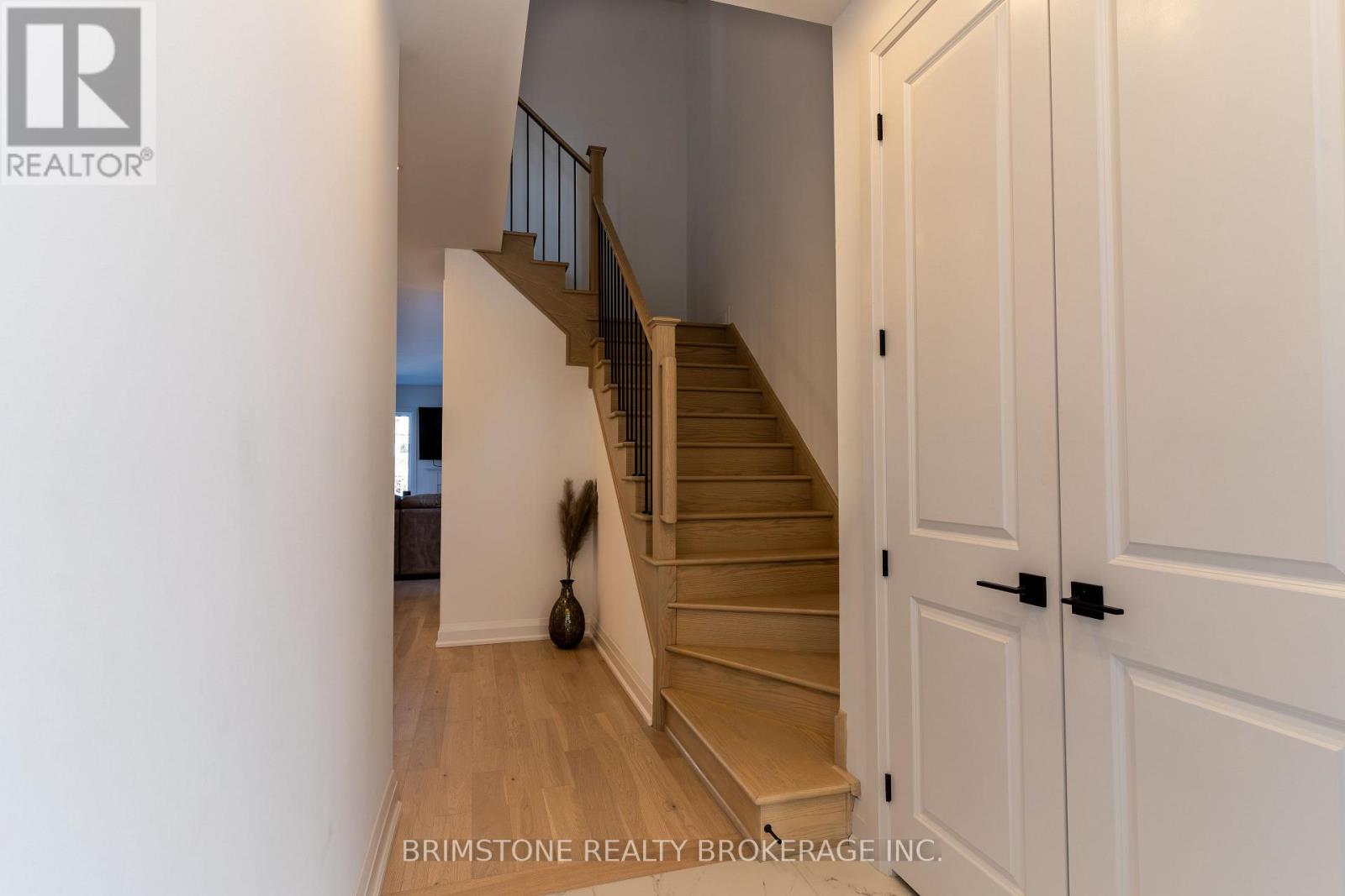 Property at 119 GRAY AVENUE image 3