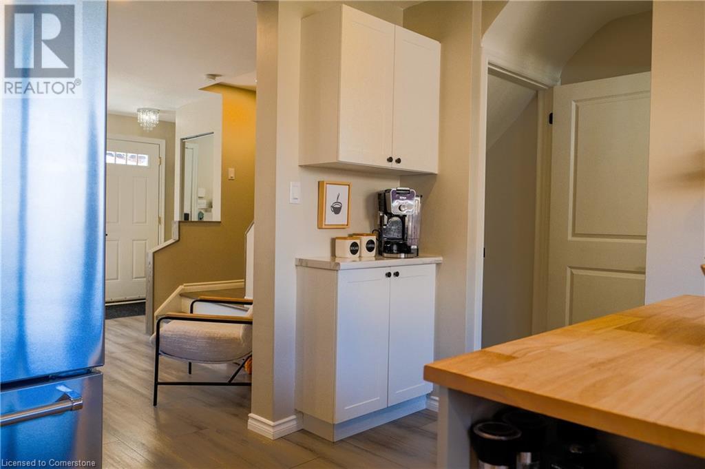 69 Mount Albion Road Unit# B, Hamilton, Ontario  L8K 5S5 - Photo 14 - 40719391