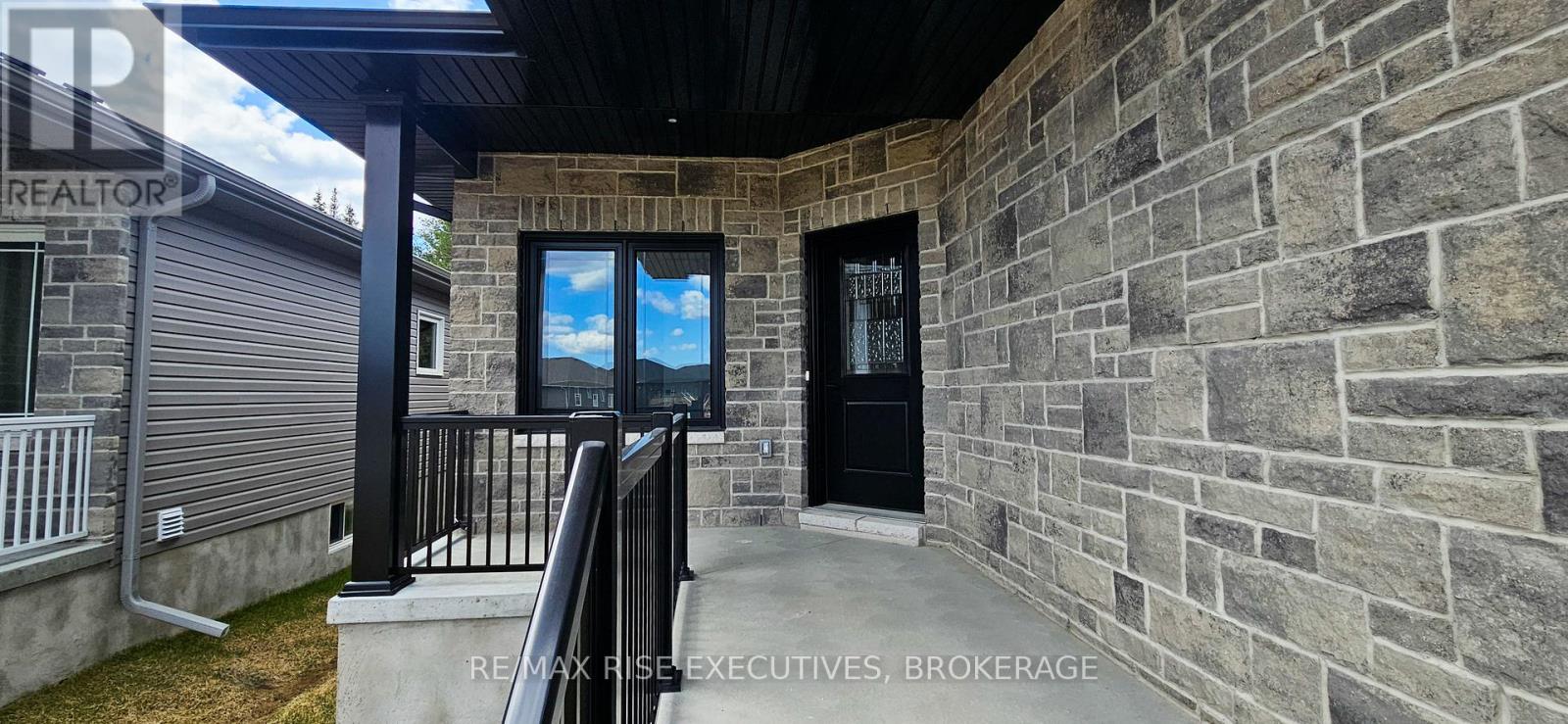 Property at 163 CREIGHTON DRIVE image 3