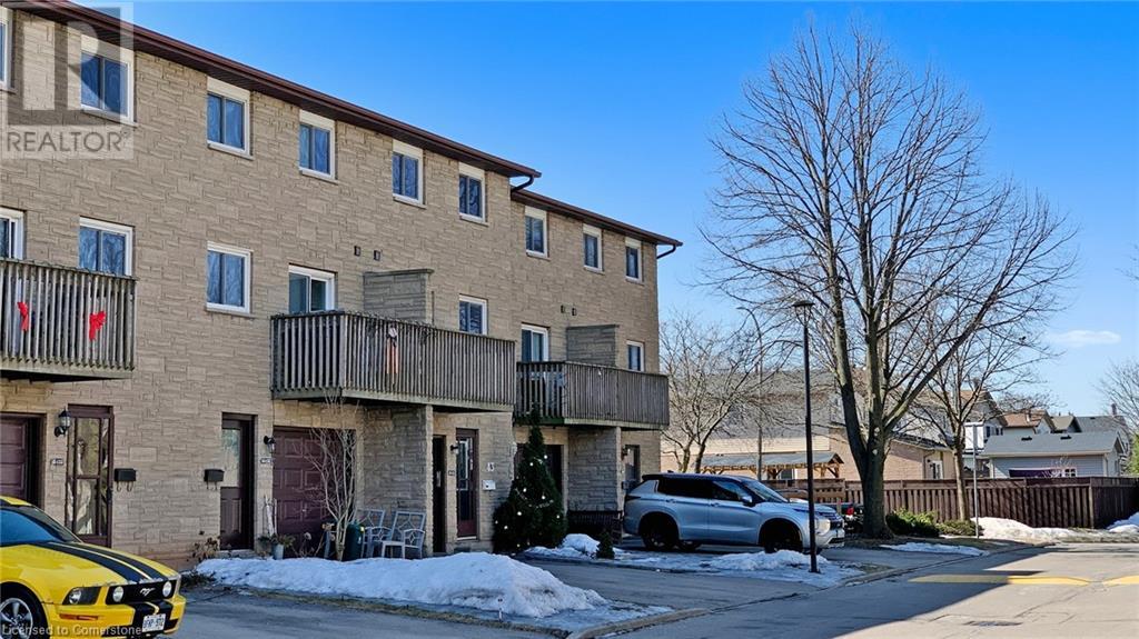 Property at 1155 PARAMOUNT Drive Unit# 43 image 4