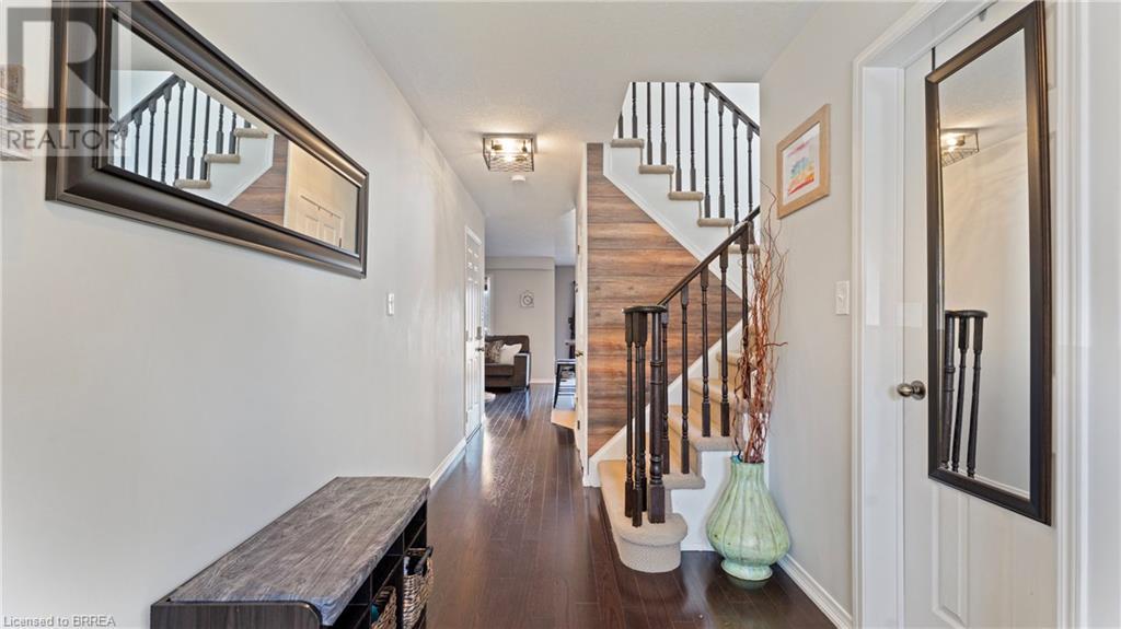 98 Lambert Crescent, Brantford, Ontario  N3T 0E9 - Photo 6 - 40711621