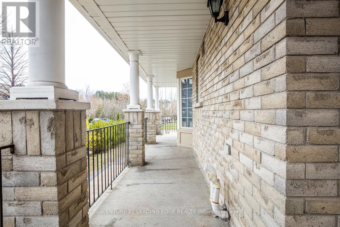 Property at 2 ODESSA CRESCENT image 5