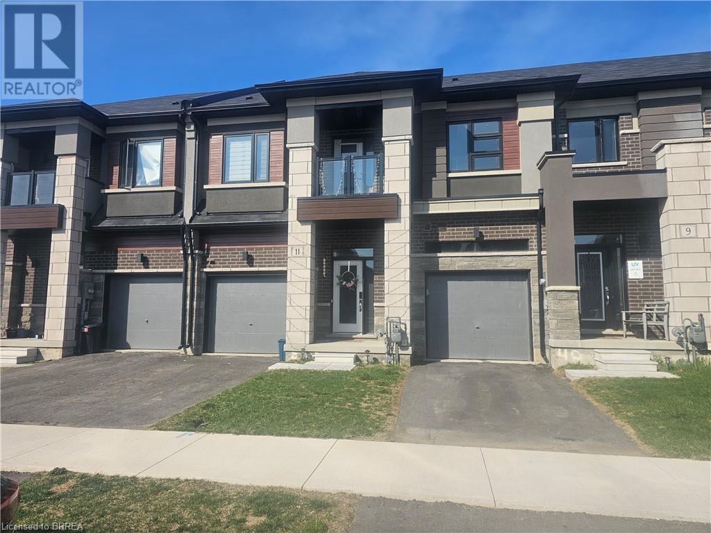 11 POOLE Street, brantford, Ontario