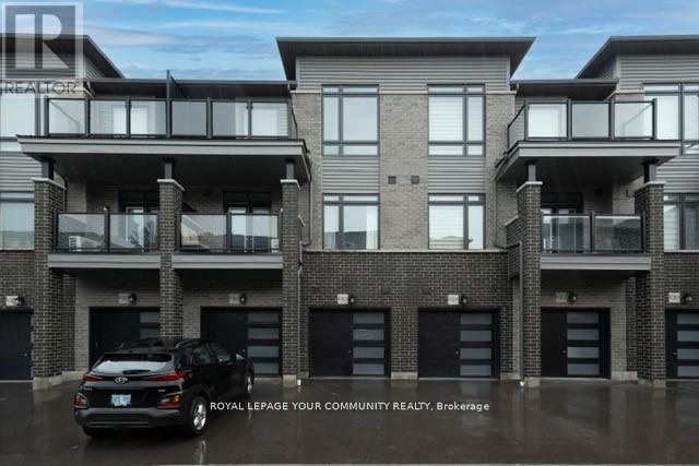 Property at 32 EMMAS WAY image 2