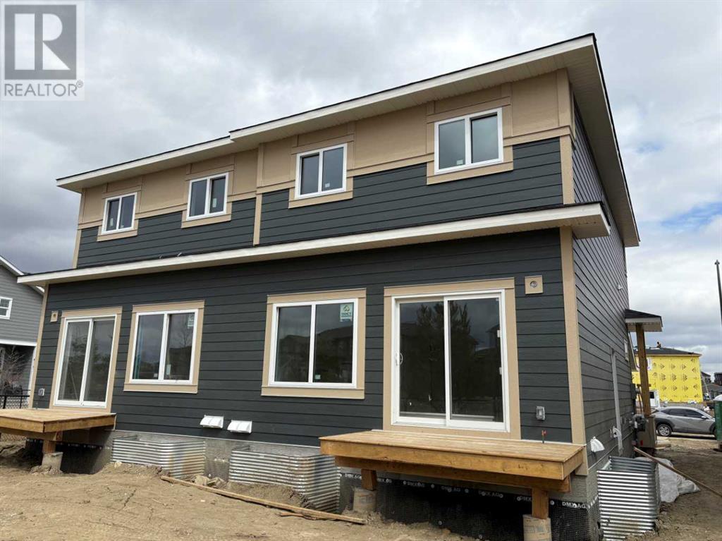 Property at 252 Legacy Glen Parade SE image 2