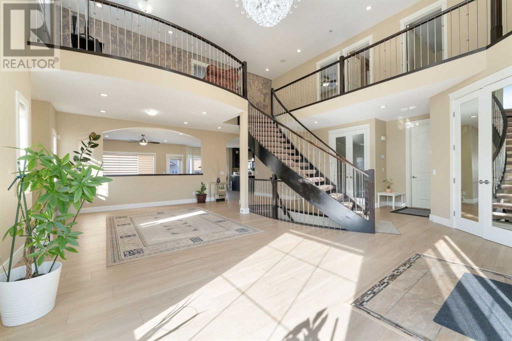 Property at 150 Saddlelake Grove NE image 4