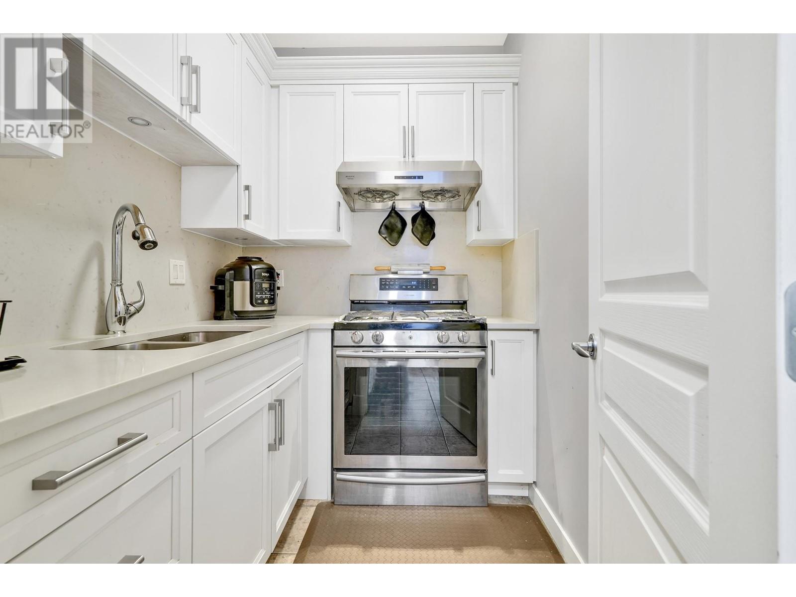 24760 Kimola Drive, Maple Ridge, British Columbia  V2W 0A6 - Photo 14 - R2993405