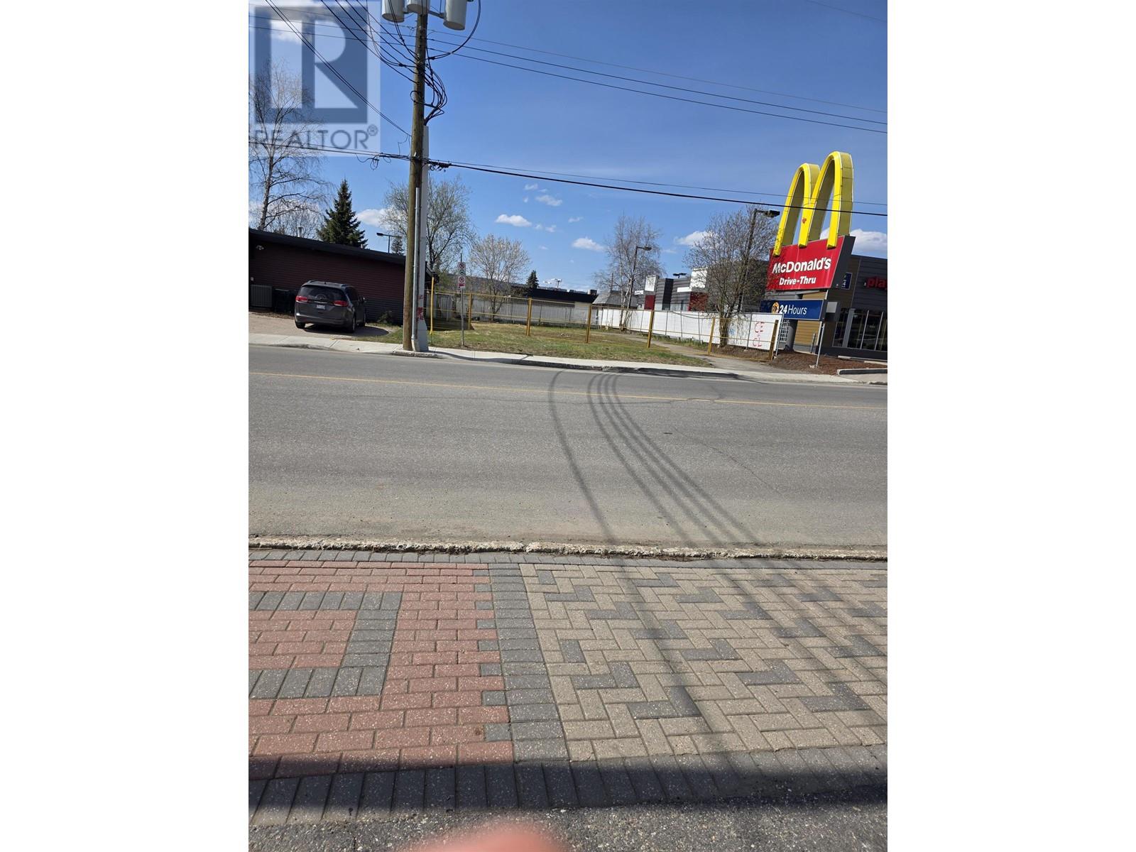 2017 VICTORIA STREET, Prince George, British Columbia