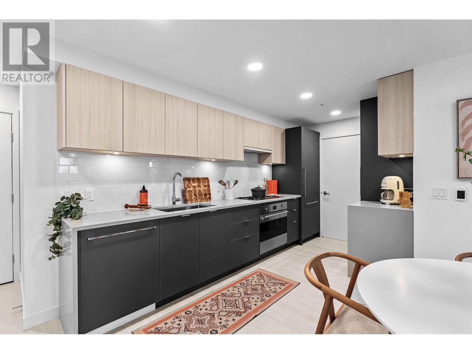 205 2419 Grant Street, Vancouver, British Columbia  V0V 0V0 - Photo 5 - R2985214