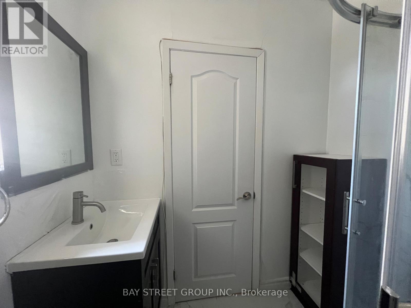 111- Second Fl Right Room - 67 Godstone Road, Toronto, Ontario  M2J 3C8 - Photo 8 - C12106997