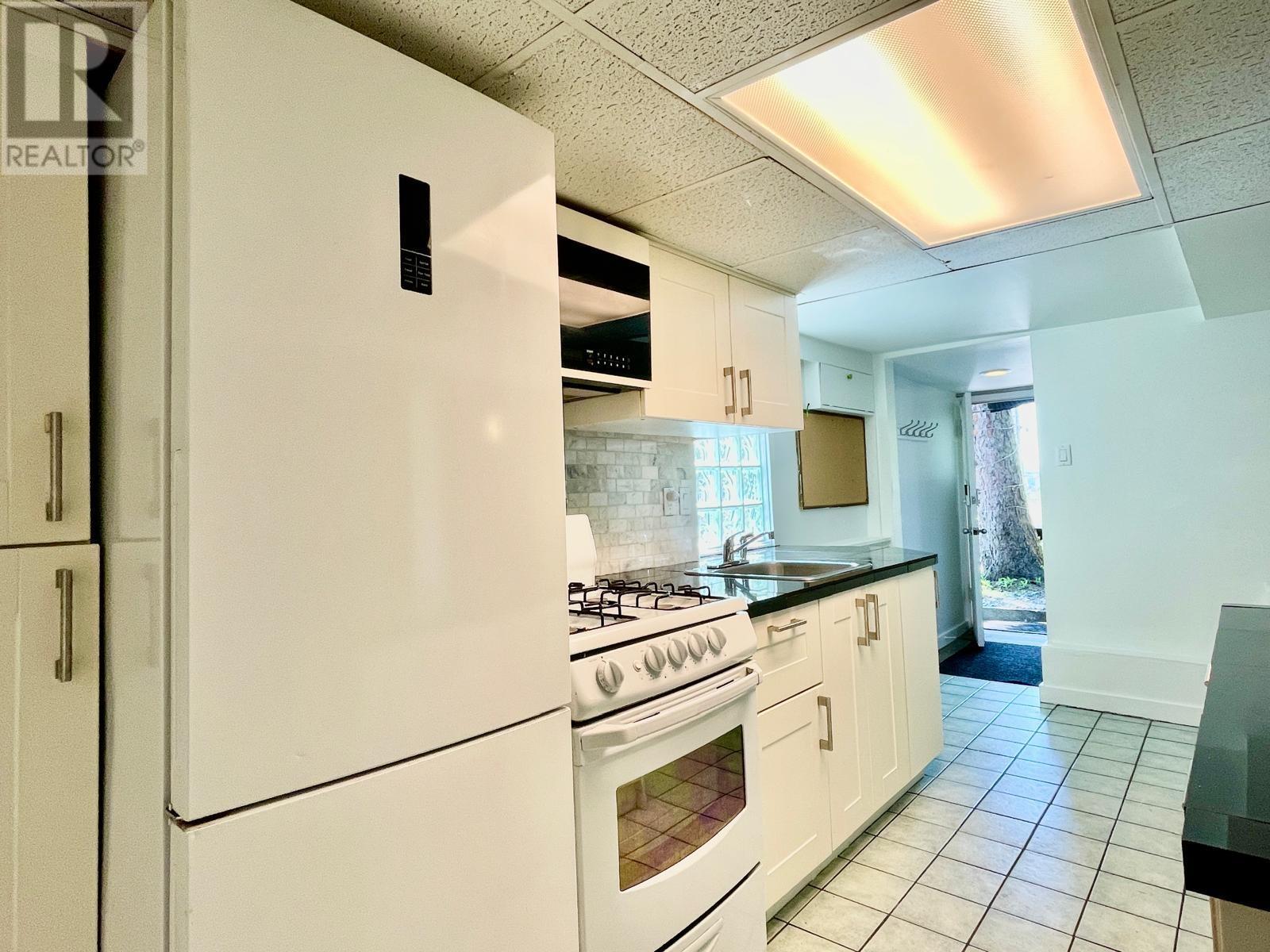 Listing Picture 26 of 34 : 1620 MCLEAN DRIVE, Vancouver / 溫哥華 - 魯藝地產 Yvonne Lu Group - MLS Medallion Club Member