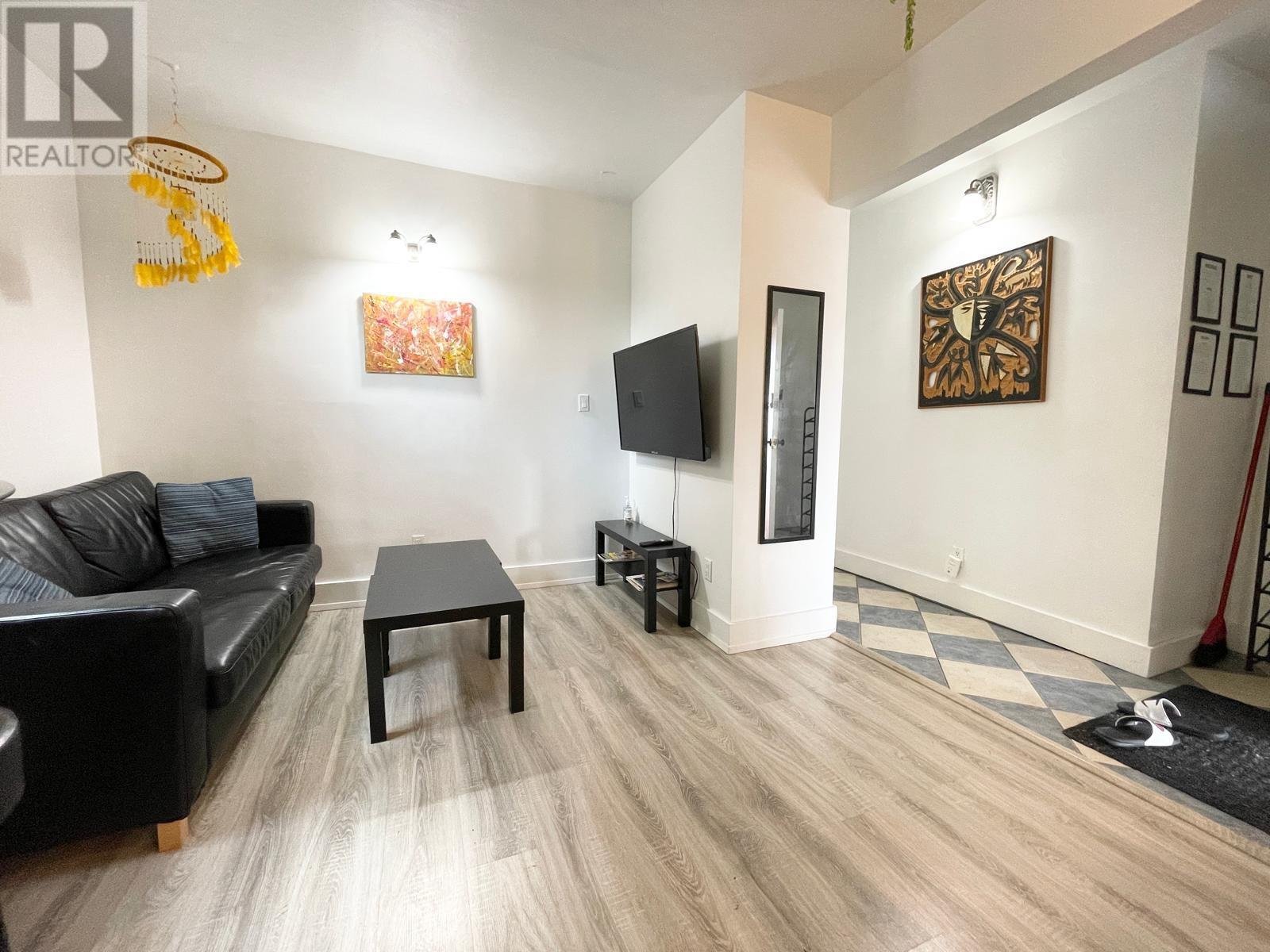 Listing Picture 10 of 34 : 1620 MCLEAN DRIVE, Vancouver / 溫哥華 - 魯藝地產 Yvonne Lu Group - MLS Medallion Club Member