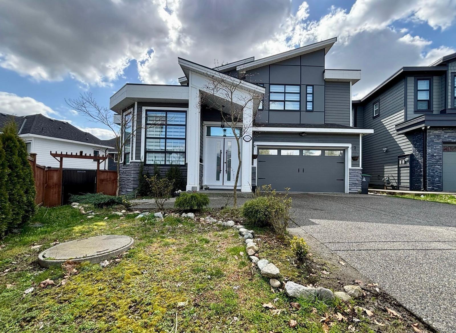 16488 103 Avenue, Surrey, British Columbia  V4N 1Y6 - Photo 3 - R2993245