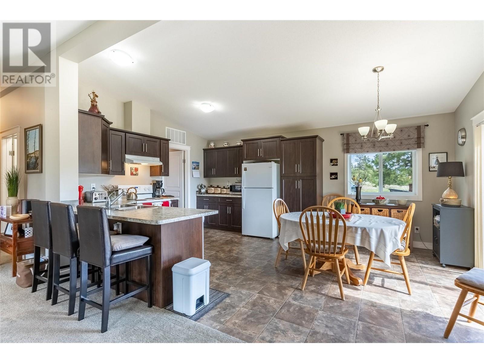 1206 Cariboo Crescent, Clinton, BC V0K1K0