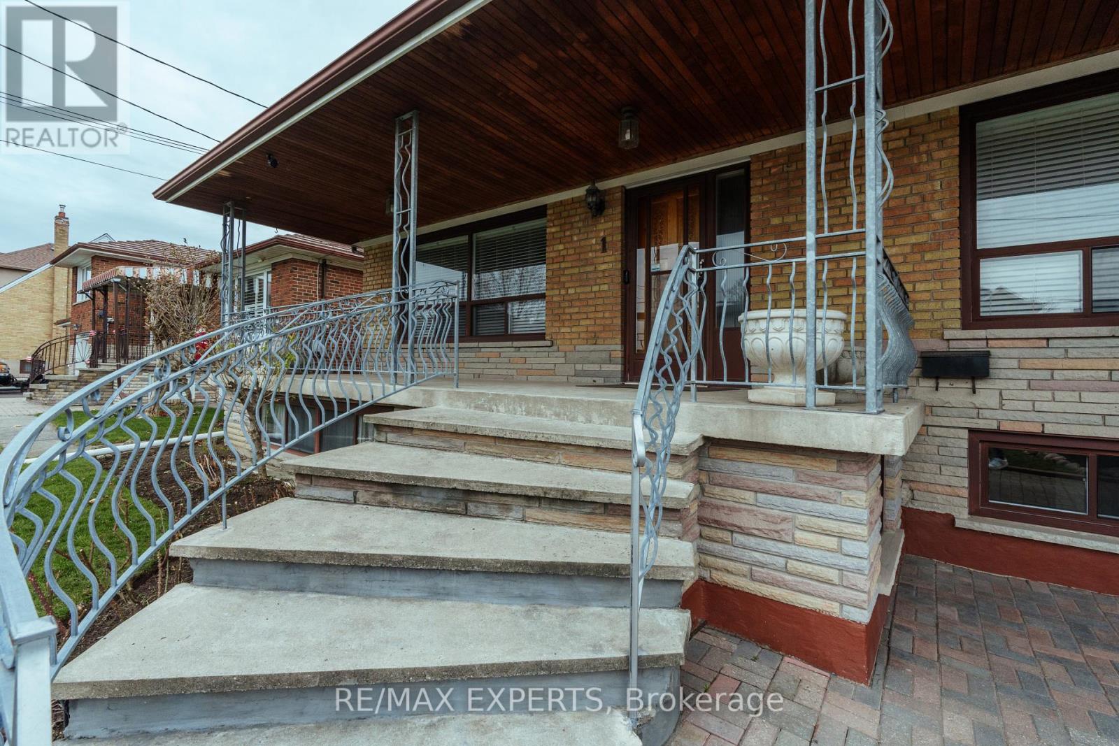 Property at 1 CRESTON ROAD image 3