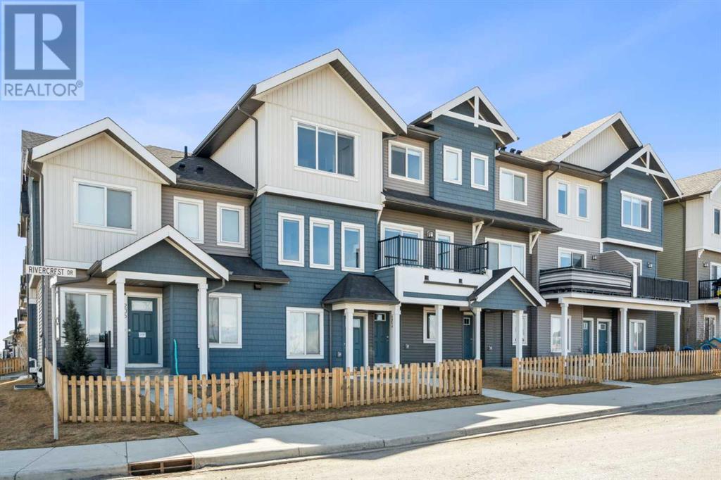 204, 24 Rivercrest Drive, Cochrane, Alberta  T4C 2V2 - Photo 2 - A2213580