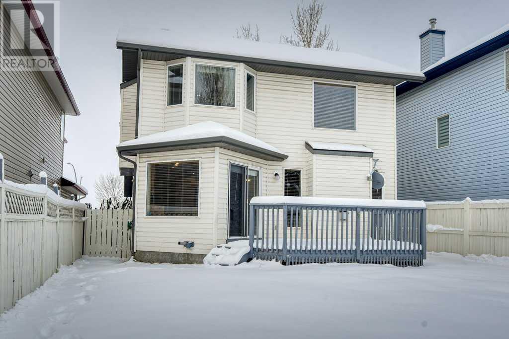 Property at 82 TUSCANY RAVINE Road NW image 2