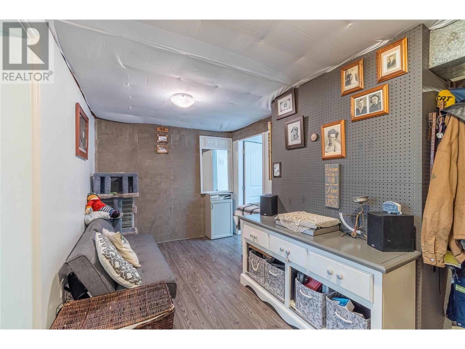 800 Southill Street Unit# 9, Kamloops, British Columbia  V2B 5L8 - Photo 23 - 10344180