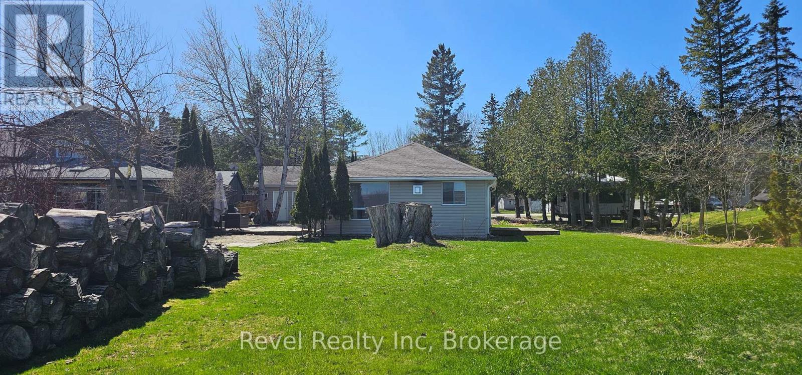 Property at 97 MASKINONGE ROAD image 2